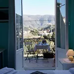 La Perla Blu Frühstückspension 3*