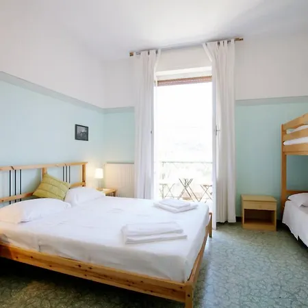 La Perla Blu Bed and breakfast