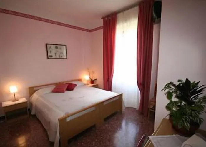 La Perla Blu Levanto