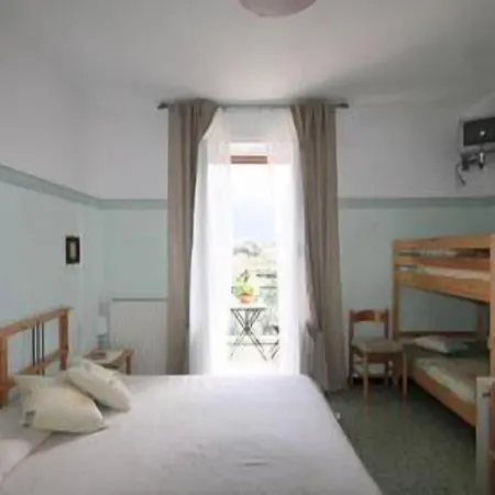 La Perla Blu 住宿加早餐酒店 3*