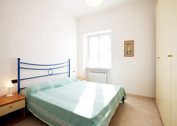 Oda ve Kahvaltı La Perla Blu Levanto