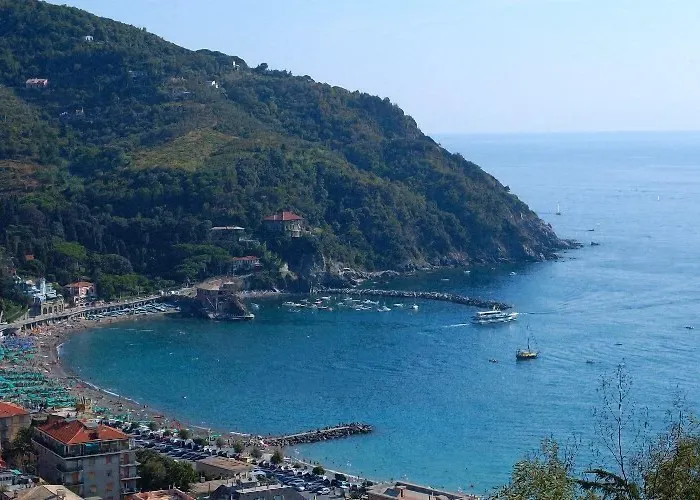 La Perla Blu 3* Levanto